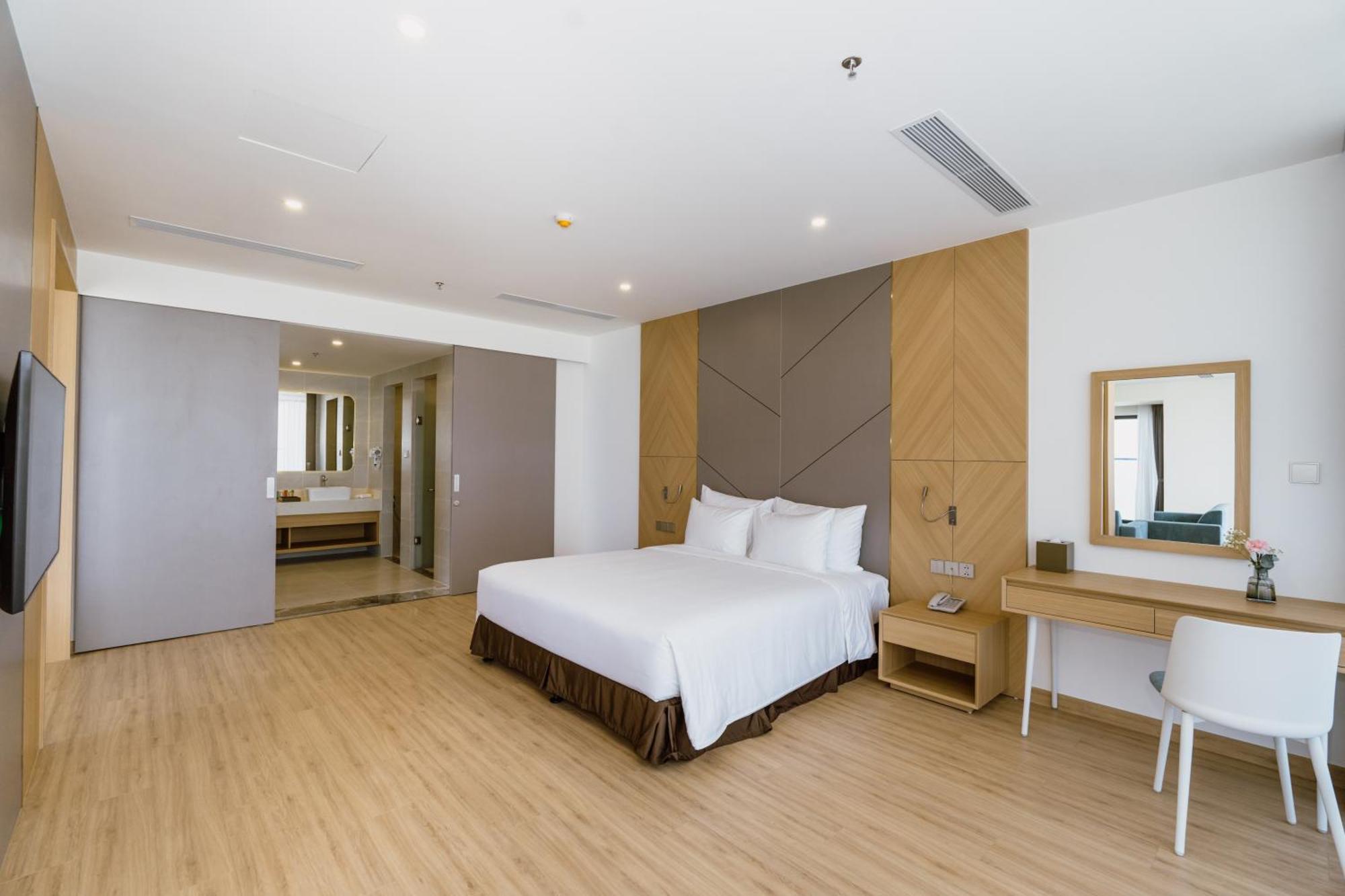 Aquamarine Beachfront Resort & Spa Cam Ranh Zewnętrze zdjęcie