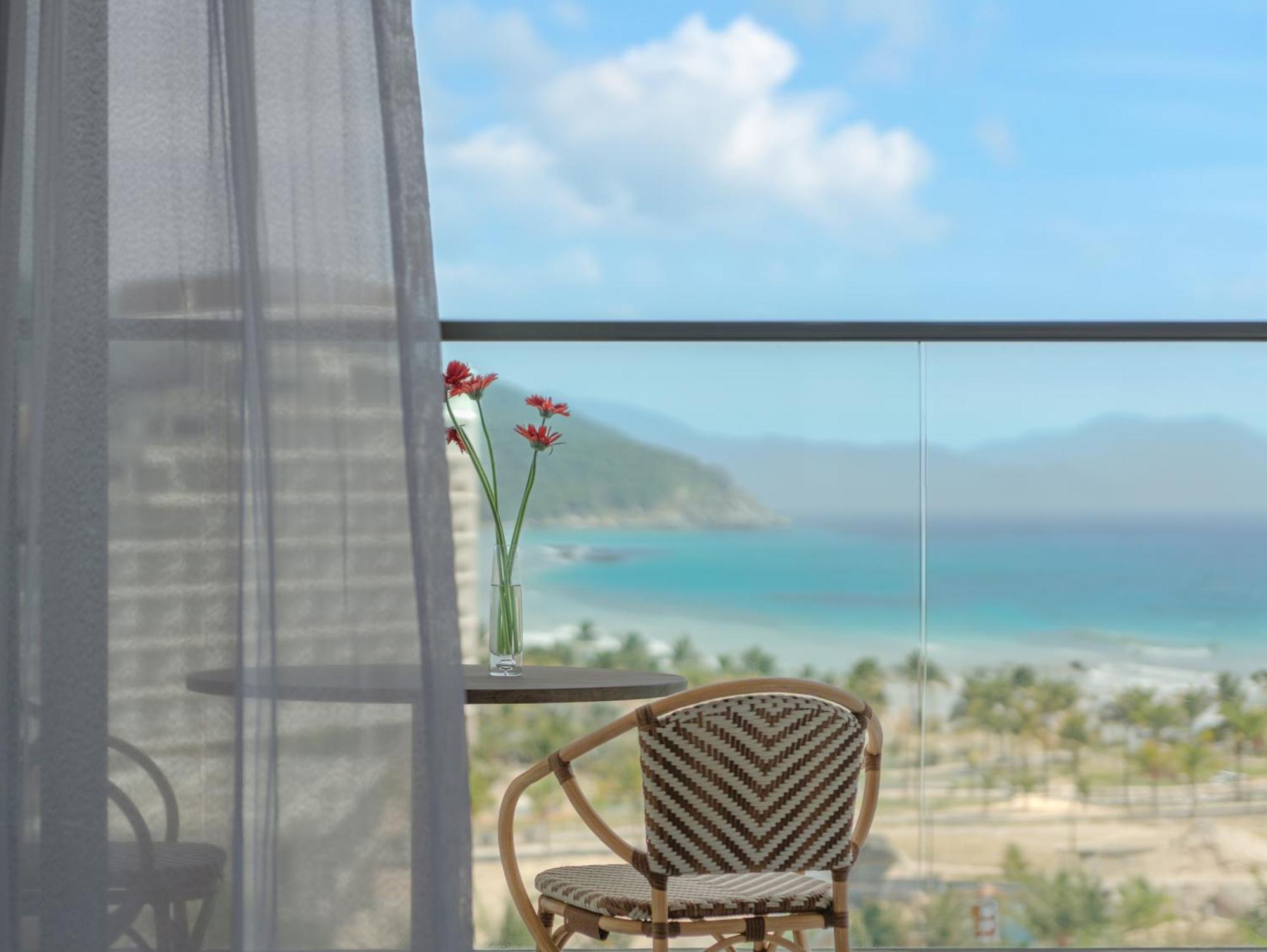 Aquamarine Beachfront Resort & Spa Cam Ranh Zewnętrze zdjęcie